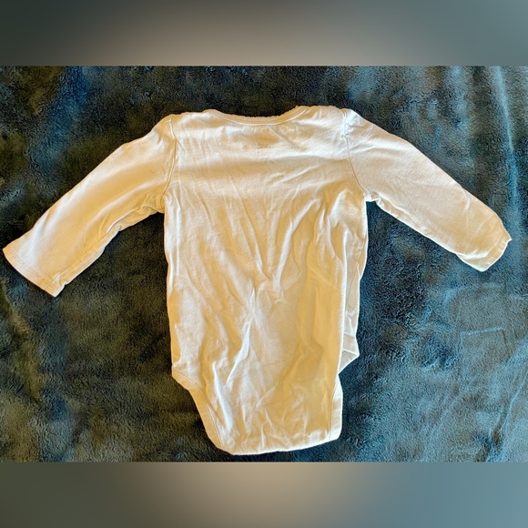 Bundle of 4 long sleeve onesies by baby GAP size 18-24M, one has stains - Picture 5 of 13